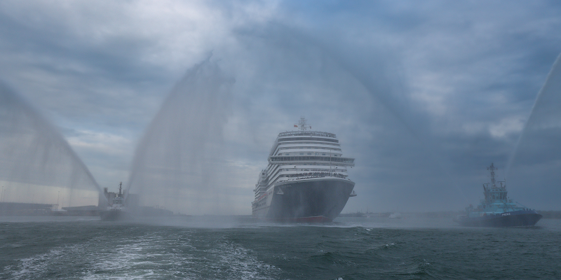 ABP : The Port of Southampton welcomes Queen Anne and commissions her ...