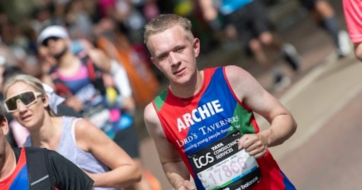 HSDC STUDENT RAISES THOUSANDS FOR CHARITY IN THE LONDON MARATHON