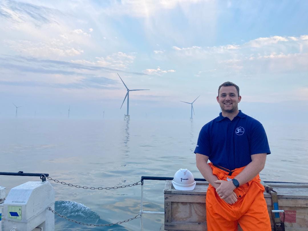 FROM HAVANT TO THE OUTBACK: HSDC ALUMNUS TRAVELS THE WORLD
